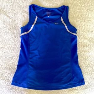 Nike dry fit workout or tennis top